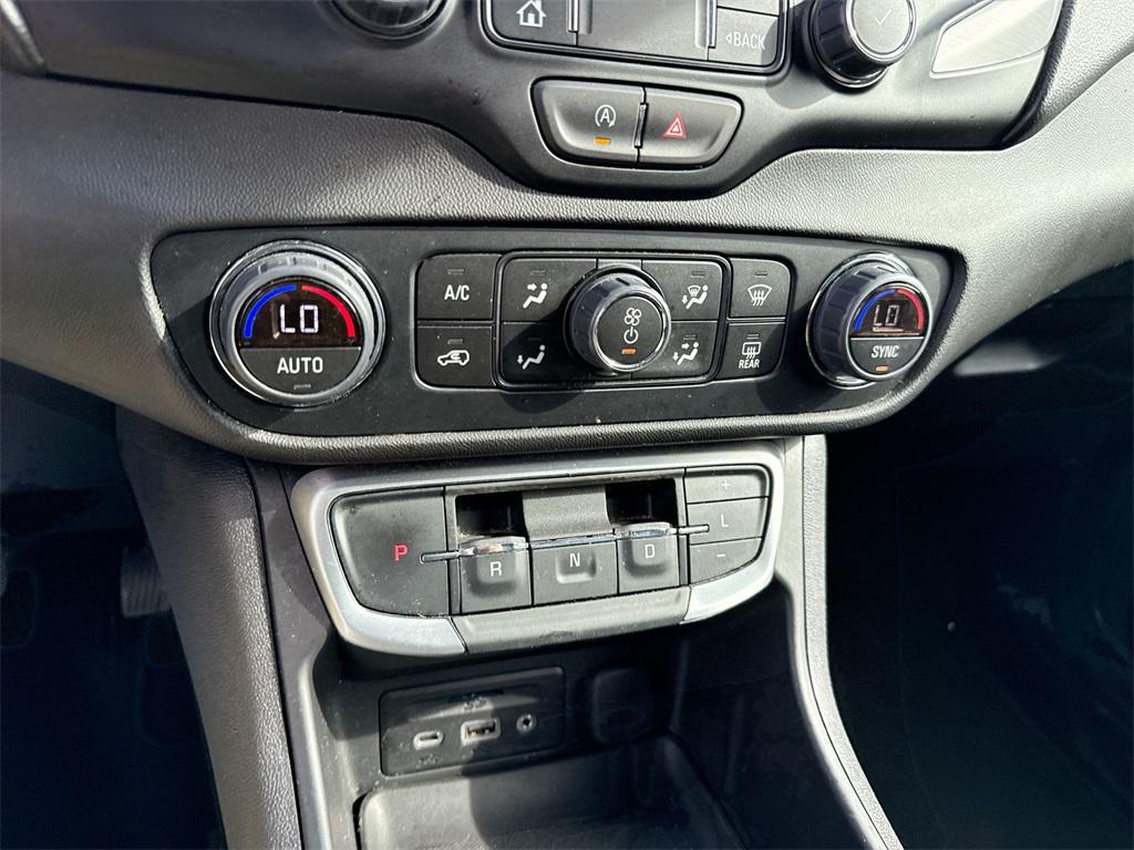 used 2024 GMC Terrain car, priced at $22,912