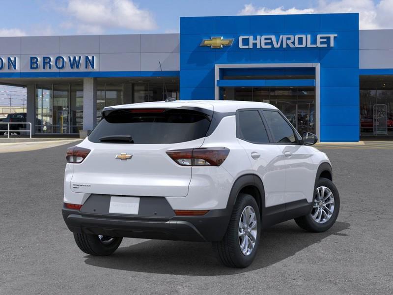 new 2026 Chevrolet TrailBlazer car, priced at $27,553
