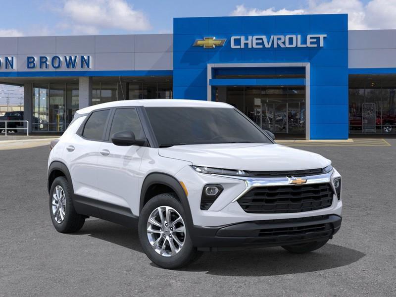 new 2026 Chevrolet TrailBlazer car, priced at $27,553