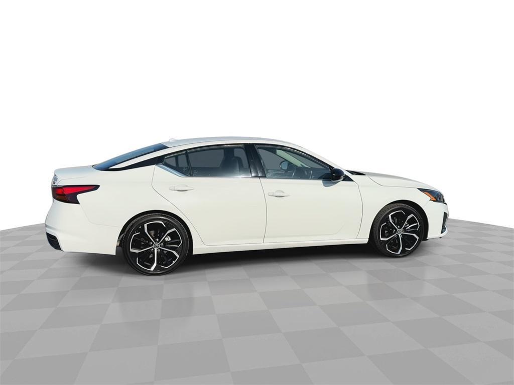 used 2023 Nissan Altima car, priced at $20,387