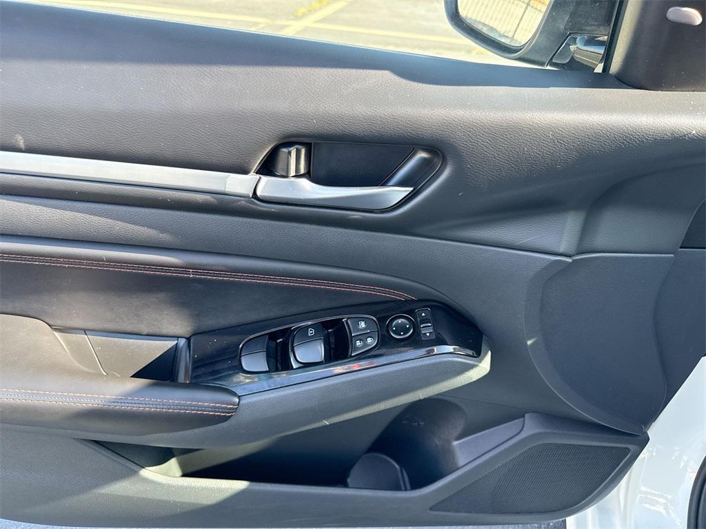 used 2023 Nissan Altima car, priced at $20,387