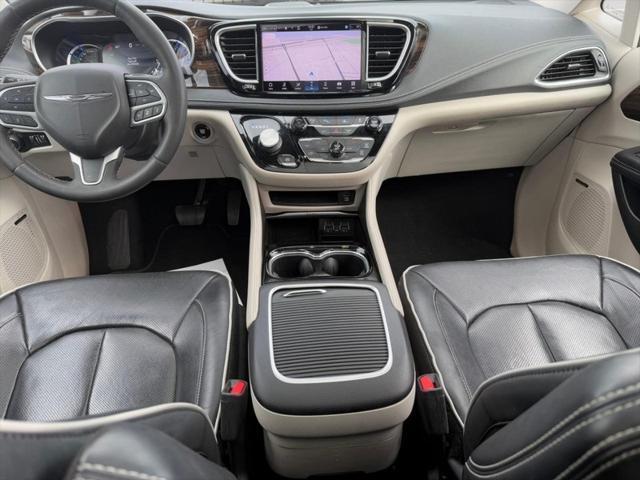 used 2022 Chrysler Pacifica Hybrid car, priced at $29,246