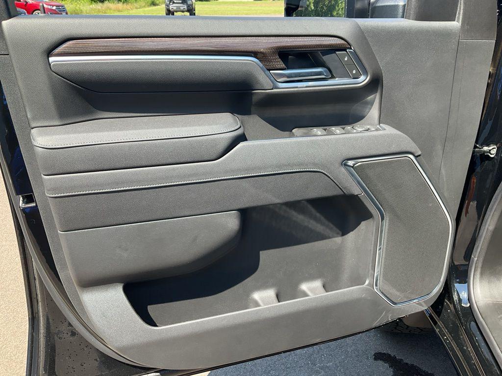 new 2025 Chevrolet Silverado 2500 car, priced at $62,170