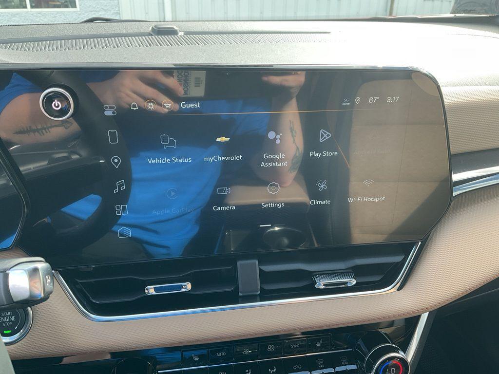 new 2026 Chevrolet Equinox car, priced at $38,675