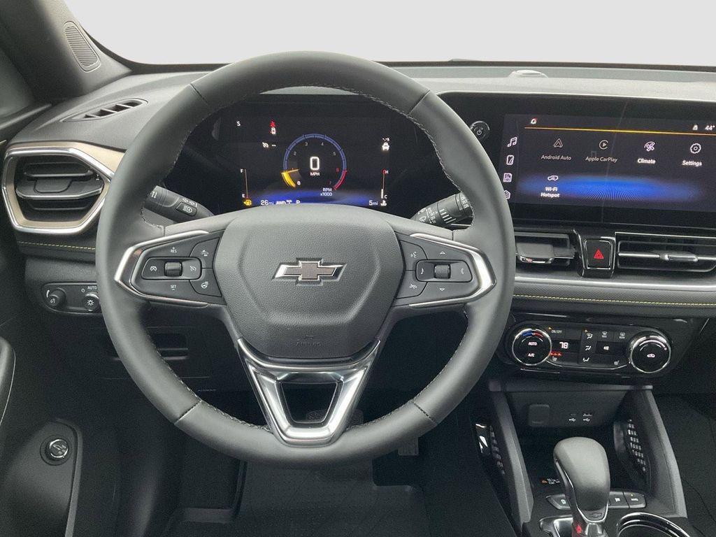 new 2025 Chevrolet TrailBlazer car, priced at $30,903