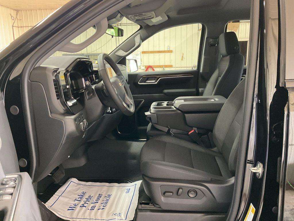 new 2026 Chevrolet Silverado 1500 car, priced at $52,375