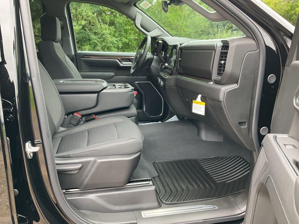 new 2026 Chevrolet Silverado 1500 car, priced at $52,375