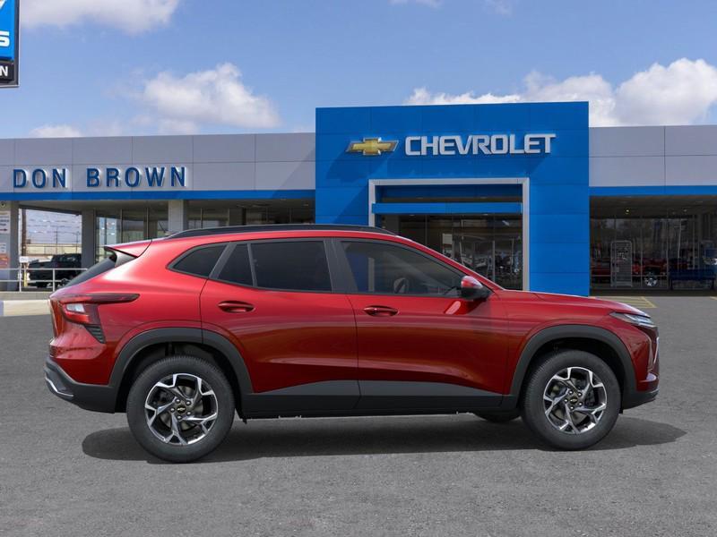 new 2026 Chevrolet Trax car, priced at $25,447