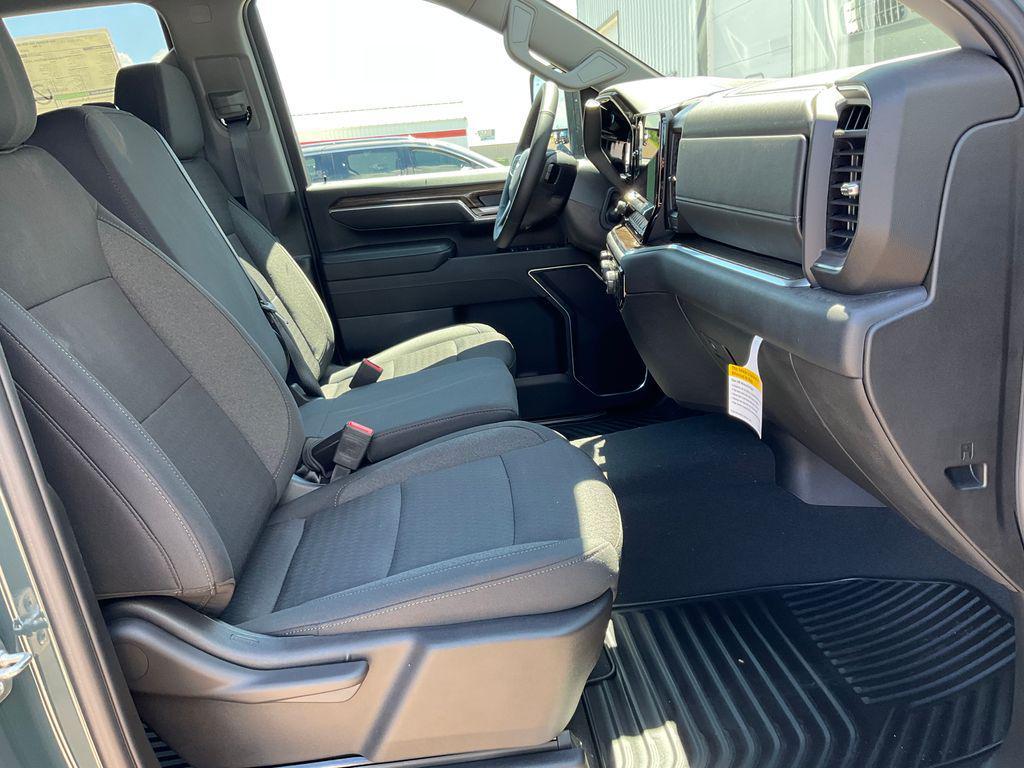 new 2025 Chevrolet Silverado 2500 car, priced at $68,950