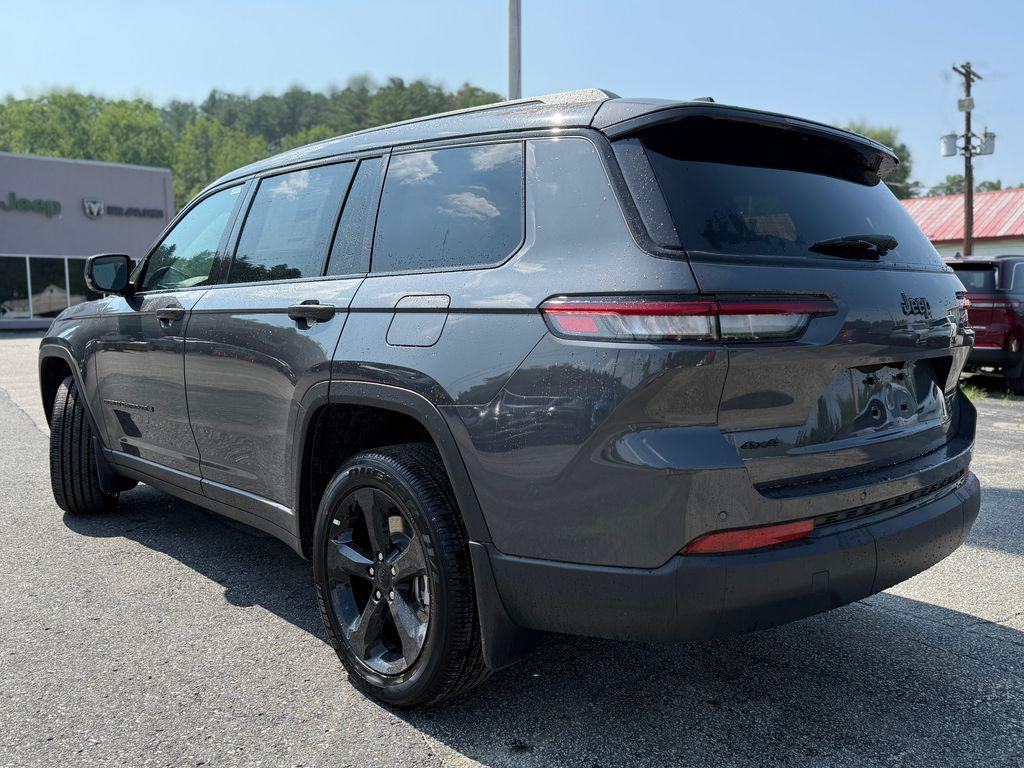 new 2025 Jeep Grand Cherokee L car, priced at $48,300