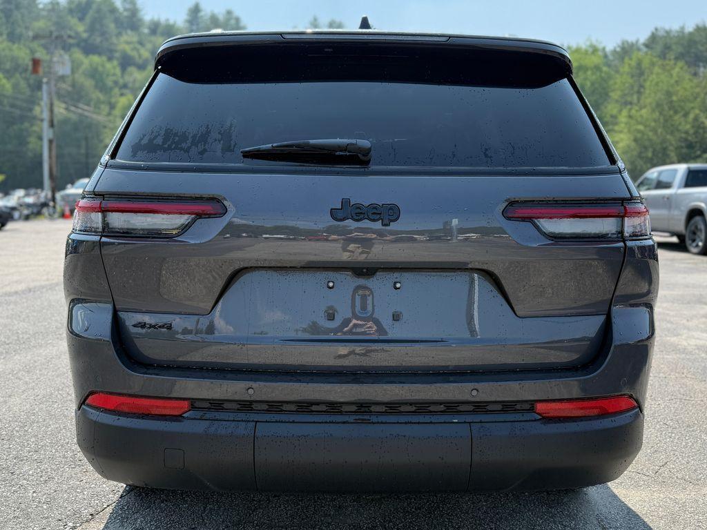 new 2025 Jeep Grand Cherokee L car, priced at $48,300