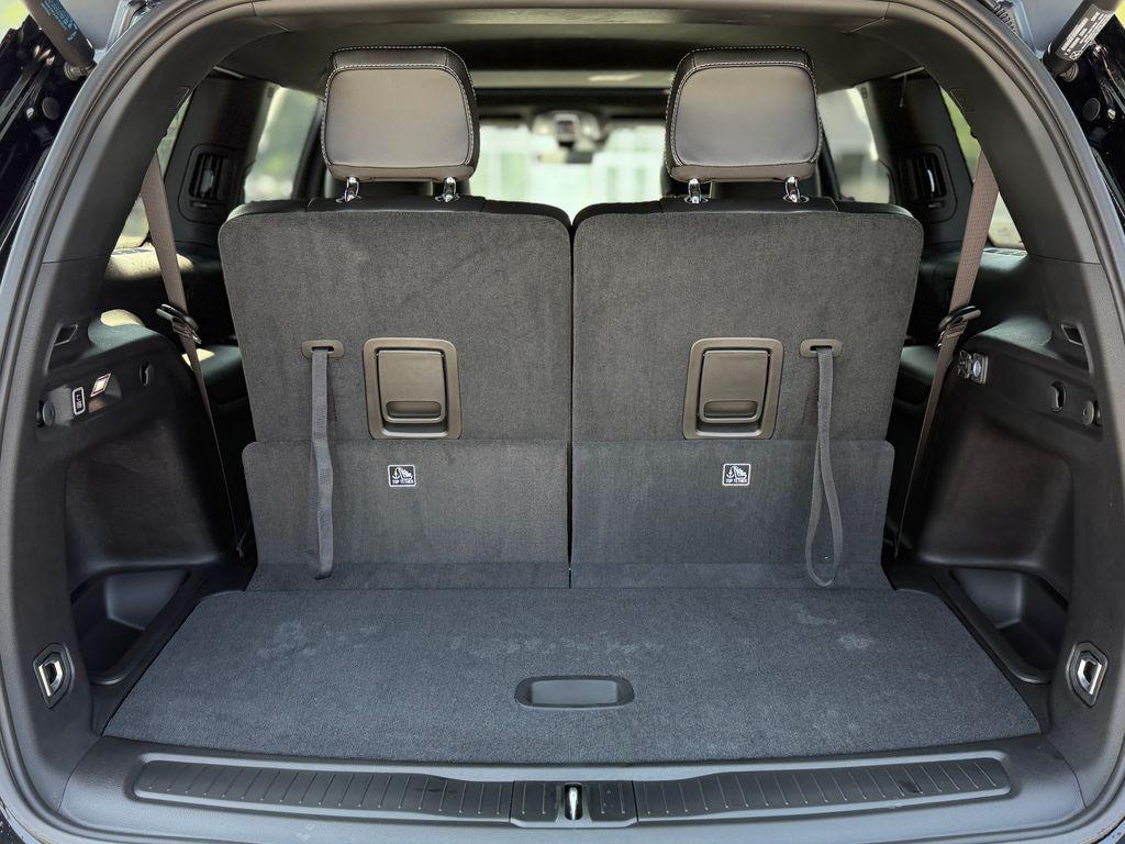 new 2025 Jeep Grand Cherokee L car, priced at $48,300