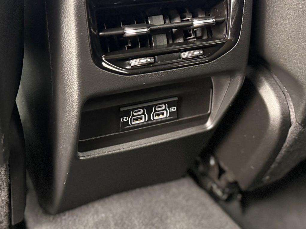 used 2024 Jeep Grand Cherokee car, priced at $26,999