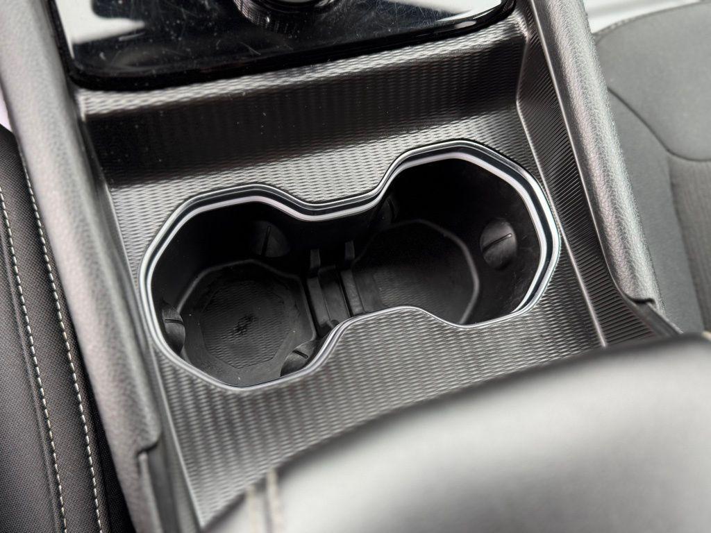 used 2024 Jeep Grand Cherokee car, priced at $26,999