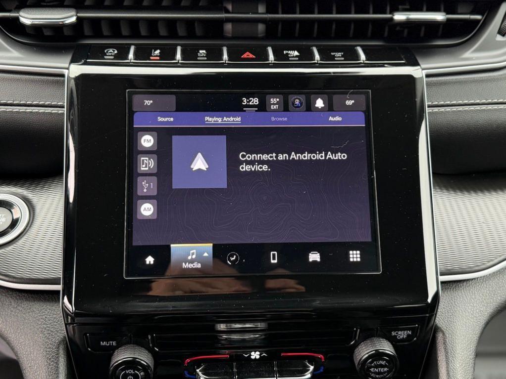 used 2024 Jeep Grand Cherokee car, priced at $26,999