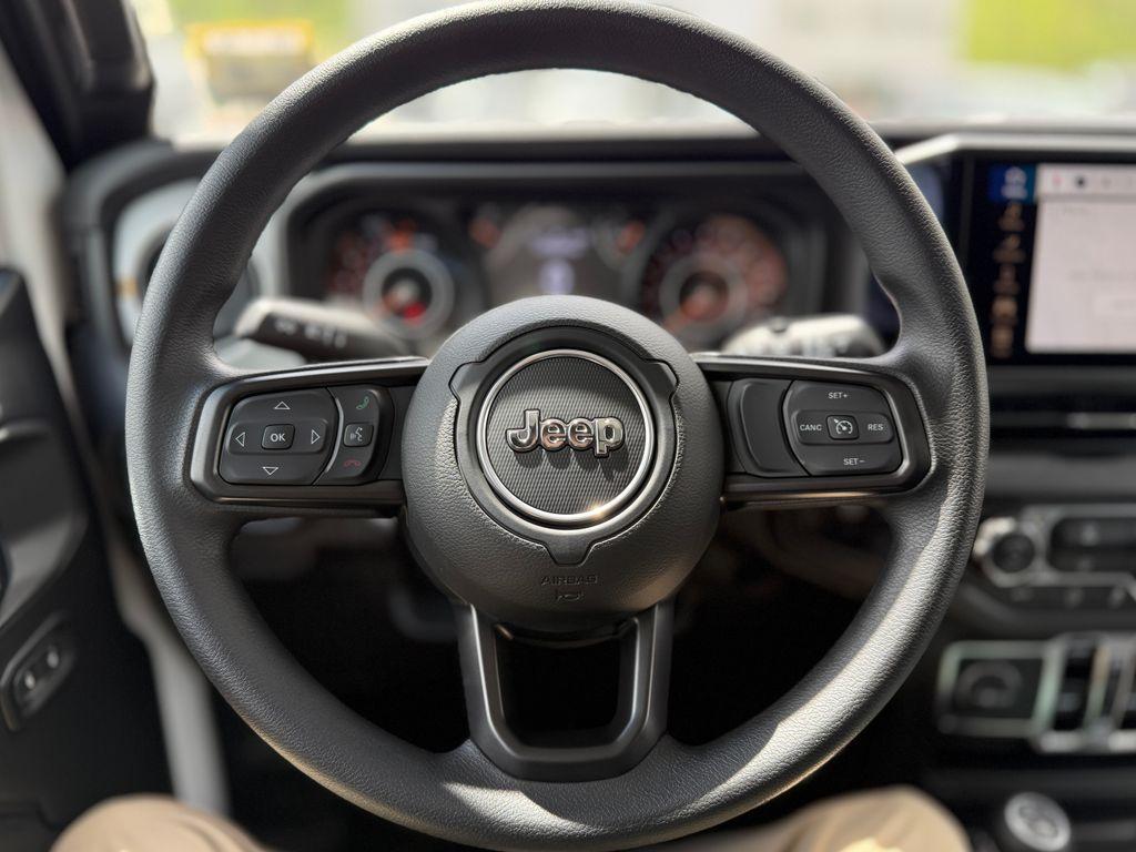 new 2025 Jeep Wrangler car, priced at $43,679