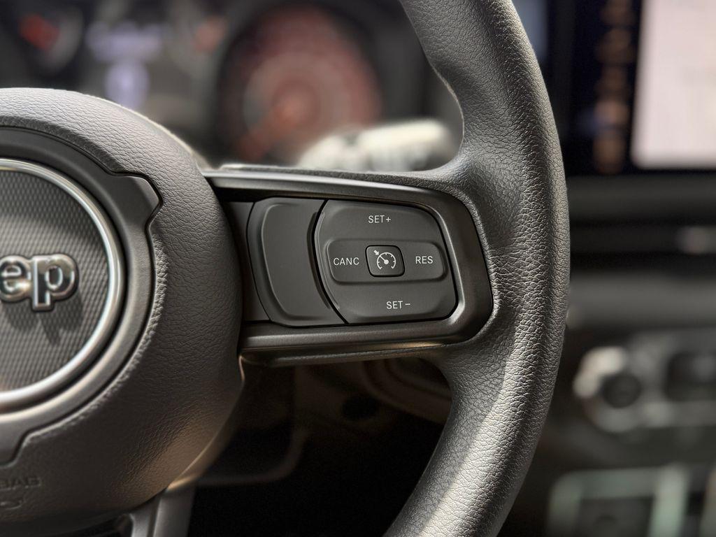 new 2025 Jeep Wrangler car, priced at $43,679