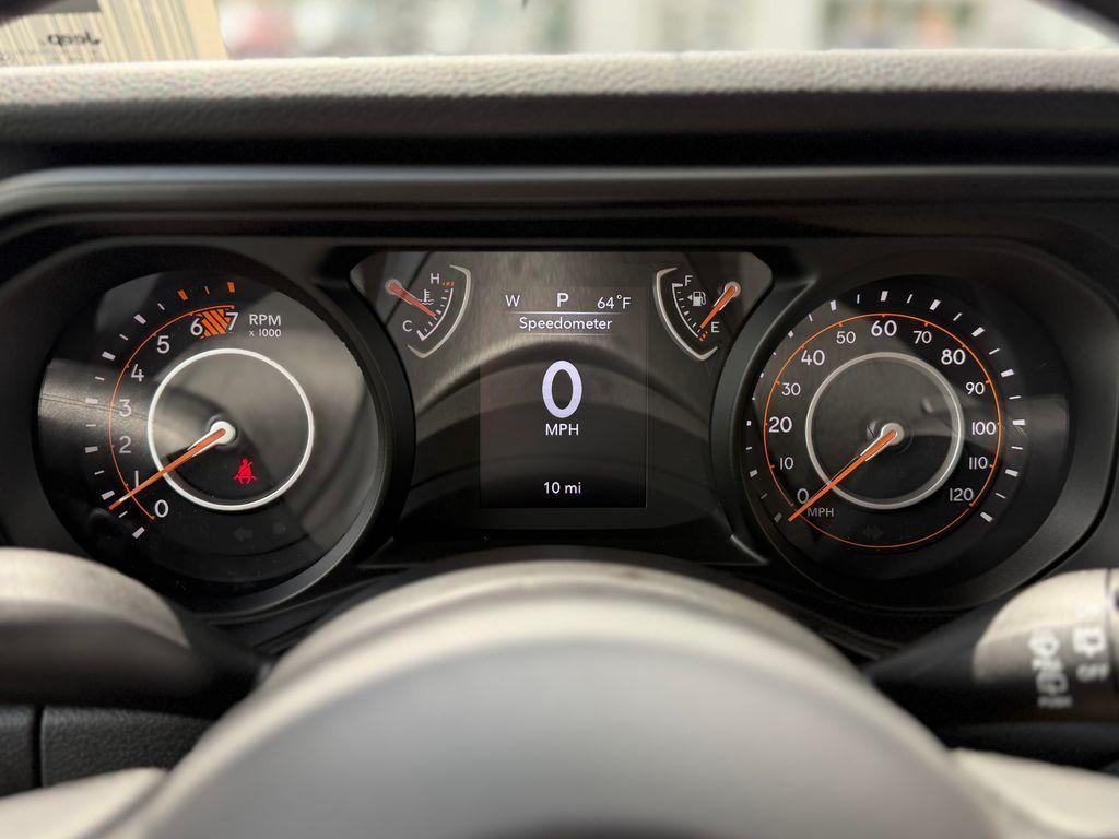 new 2025 Jeep Wrangler car, priced at $43,679