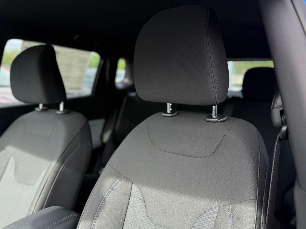 new 2025 Jeep Compass car, priced at $28,837
