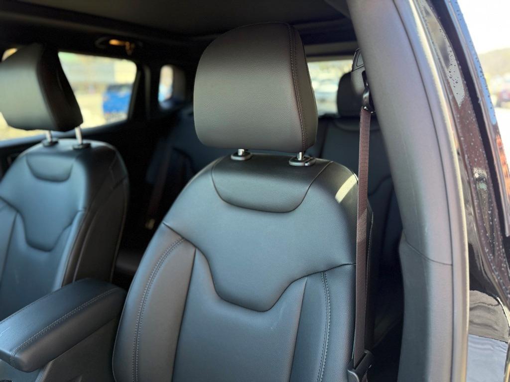 new 2025 Jeep Compass car, priced at $34,157