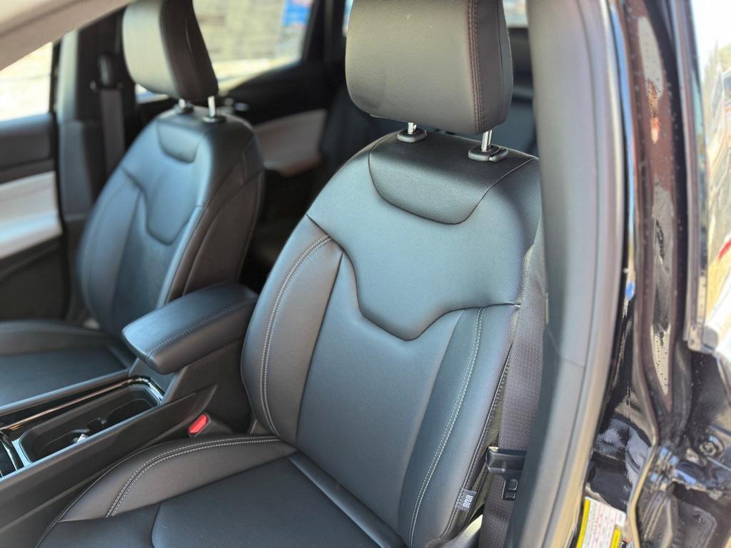 new 2025 Jeep Compass car, priced at $31,405