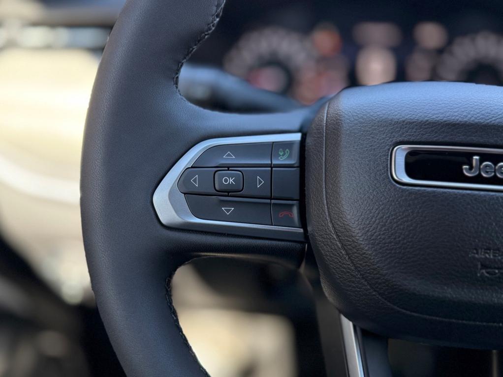 new 2025 Jeep Compass car, priced at $31,405