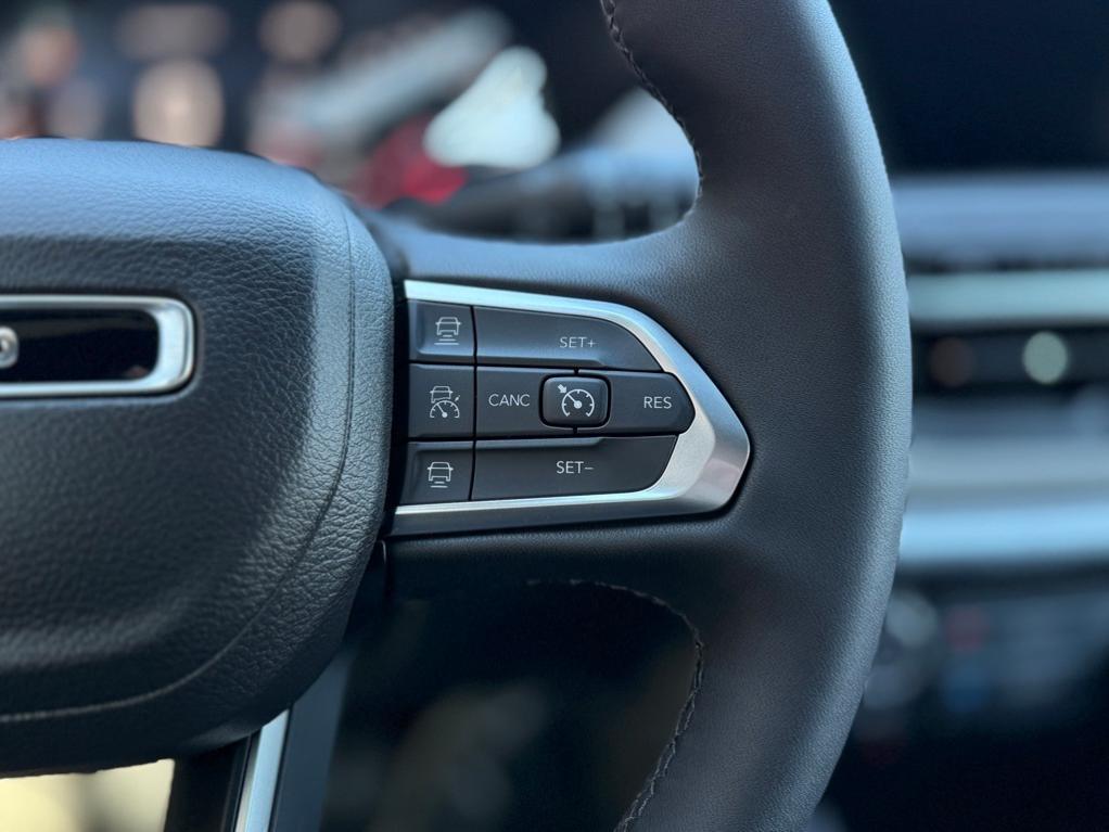 new 2025 Jeep Compass car, priced at $31,405