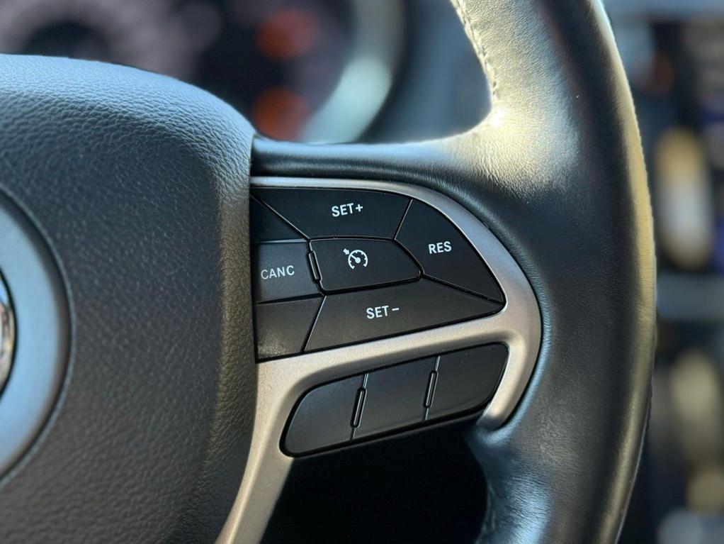used 2022 Jeep Grand Cherokee WK car, priced at $29,040
