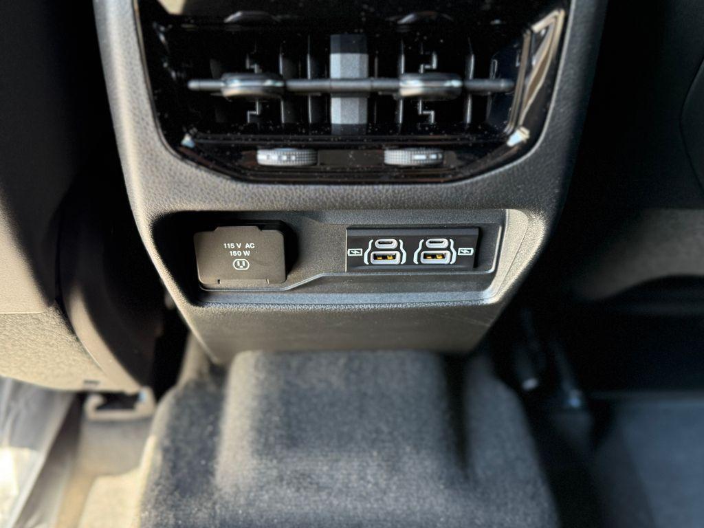 new 2025 Jeep Grand Cherokee L car, priced at $41,224