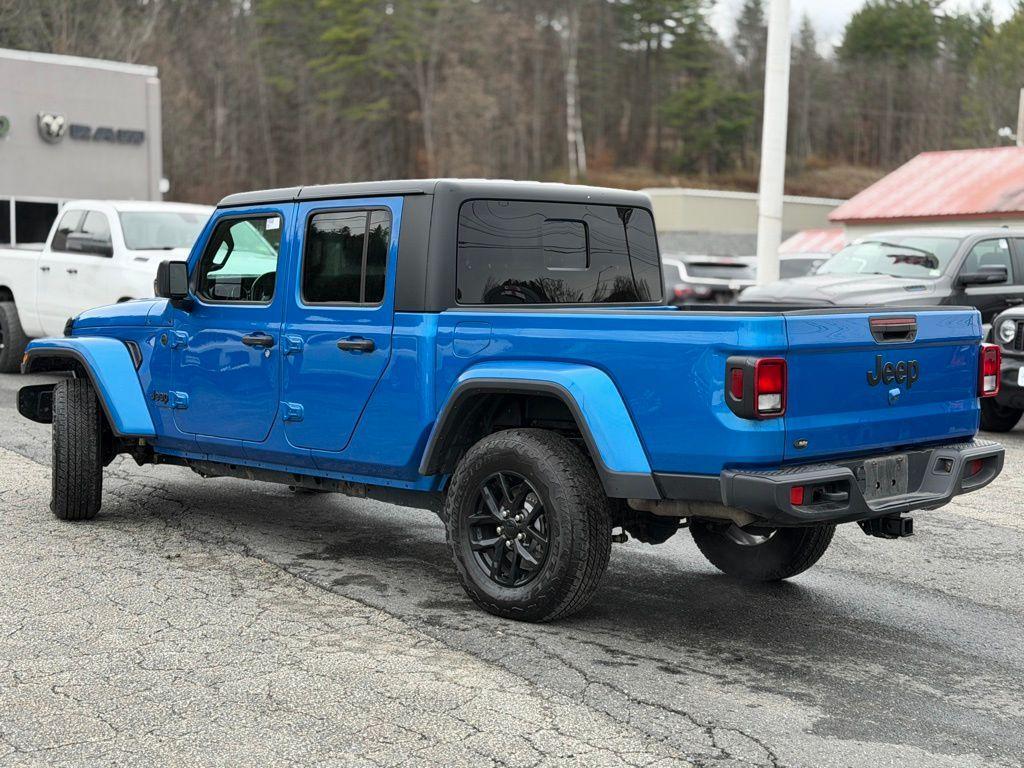 used 2023 Jeep Gladiator car, priced at $32,908