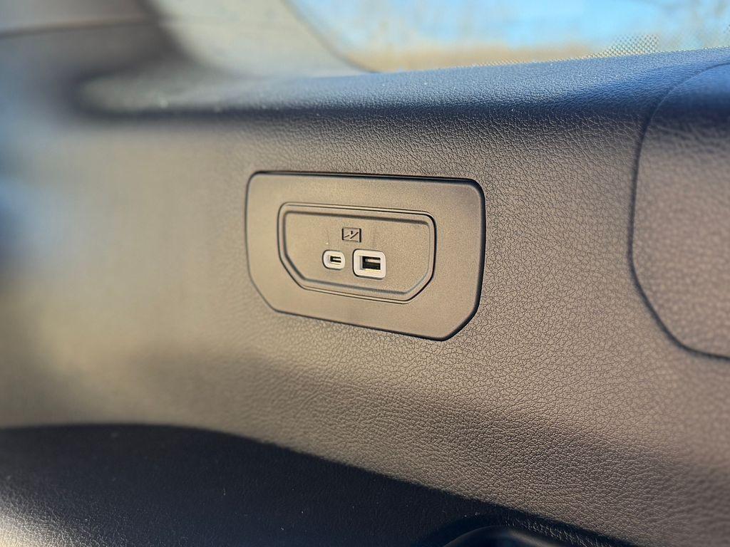 new 2025 Jeep Grand Cherokee L car, priced at $45,237