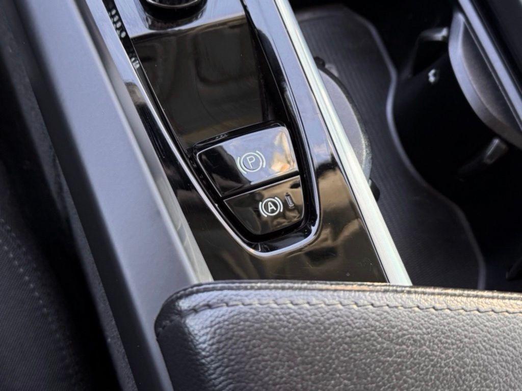 used 2023 Volvo XC60 car, priced at $30,000