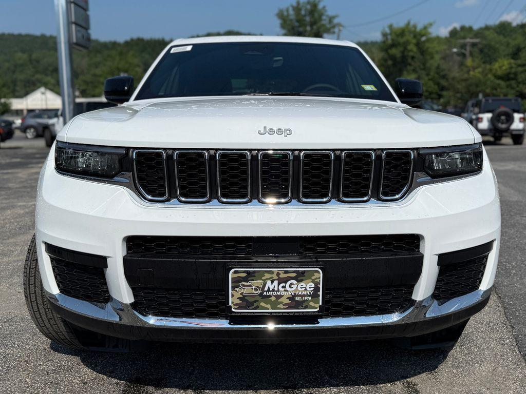 new 2025 Jeep Grand Cherokee L car, priced at $42,213