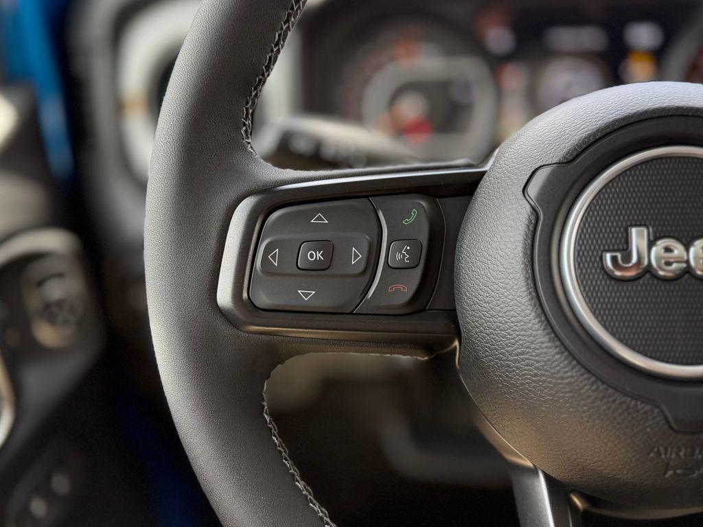 new 2025 Jeep Gladiator car, priced at $47,827