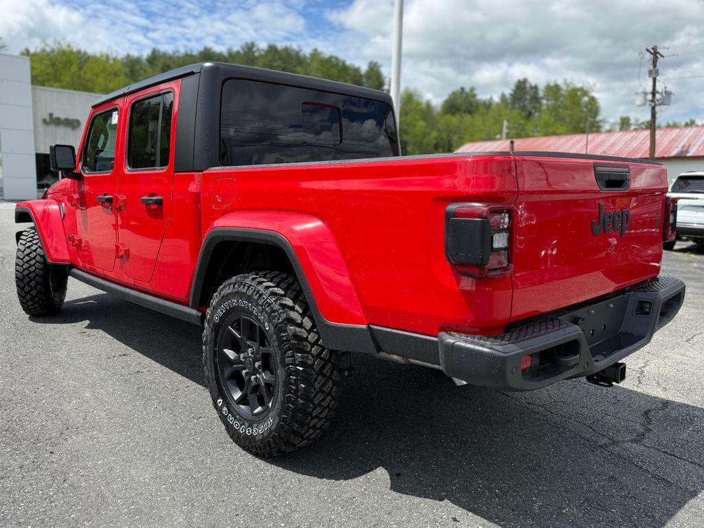 new 2025 Jeep Gladiator car, priced at $47,827