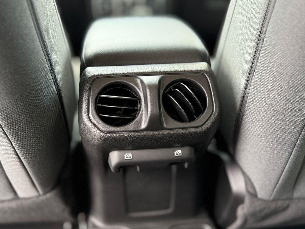 new 2025 Jeep Gladiator car, priced at $46,481