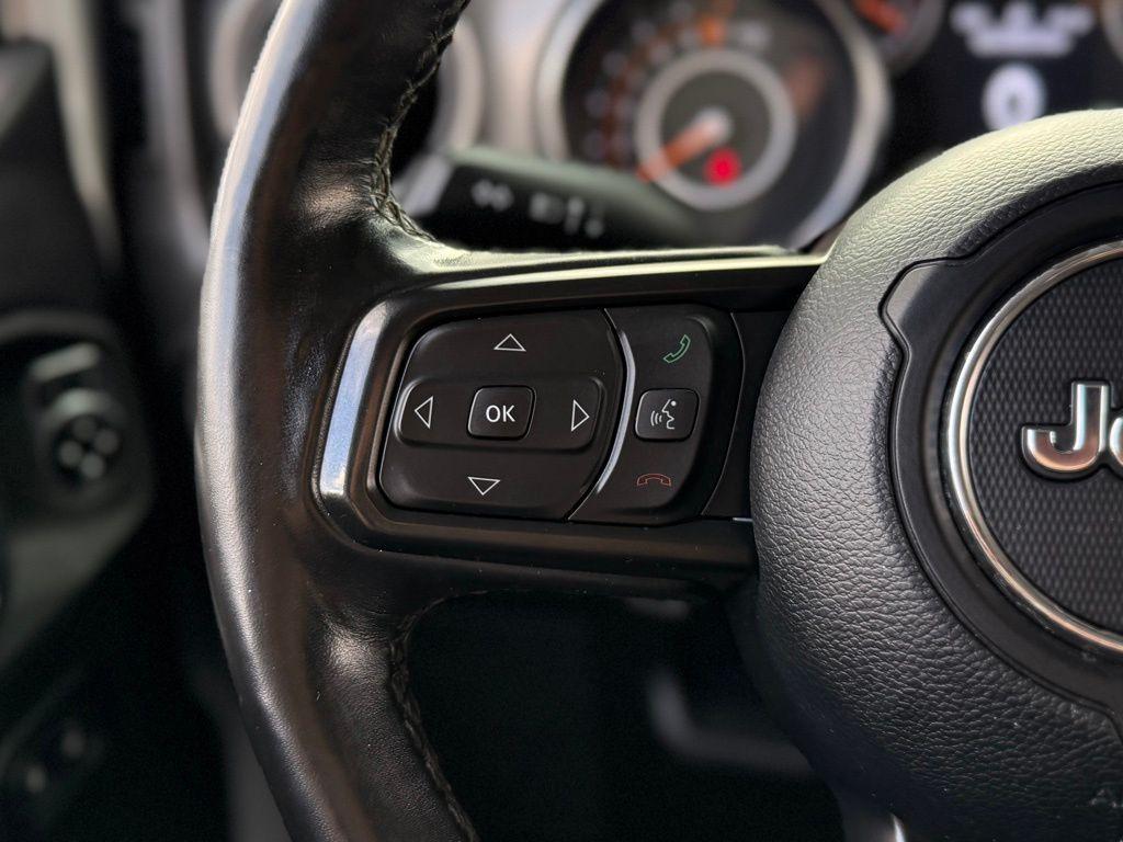 used 2022 Jeep Gladiator car, priced at $34,118