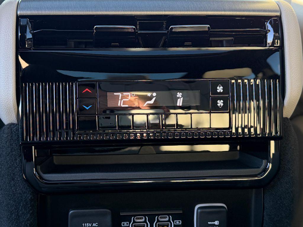 new 2025 Jeep Wagoneer car, priced at $70,500