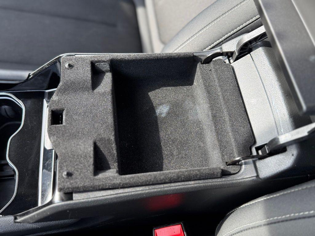 used 2023 Jeep Grand Cherokee L car, priced at $28,987