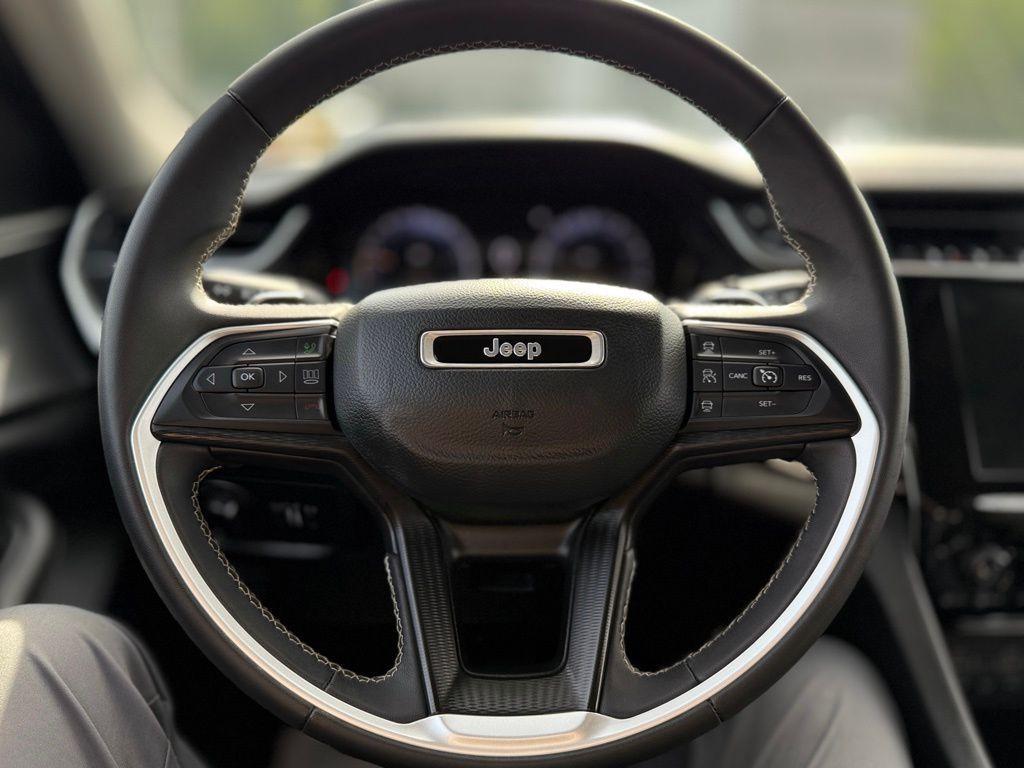 used 2023 Jeep Grand Cherokee L car, priced at $28,987