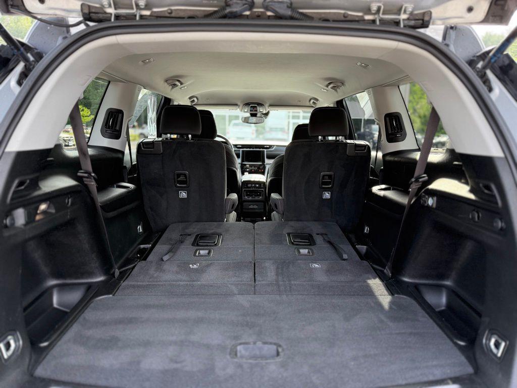 used 2023 Jeep Grand Cherokee L car, priced at $28,987