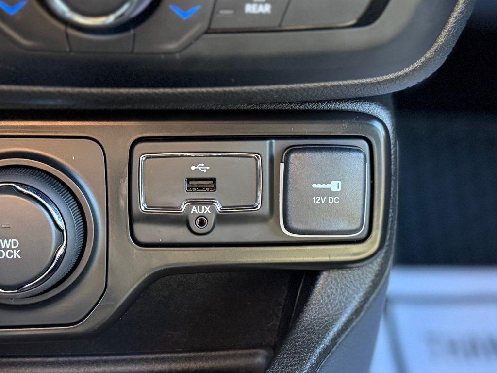 used 2022 Jeep Renegade car, priced at $19,312