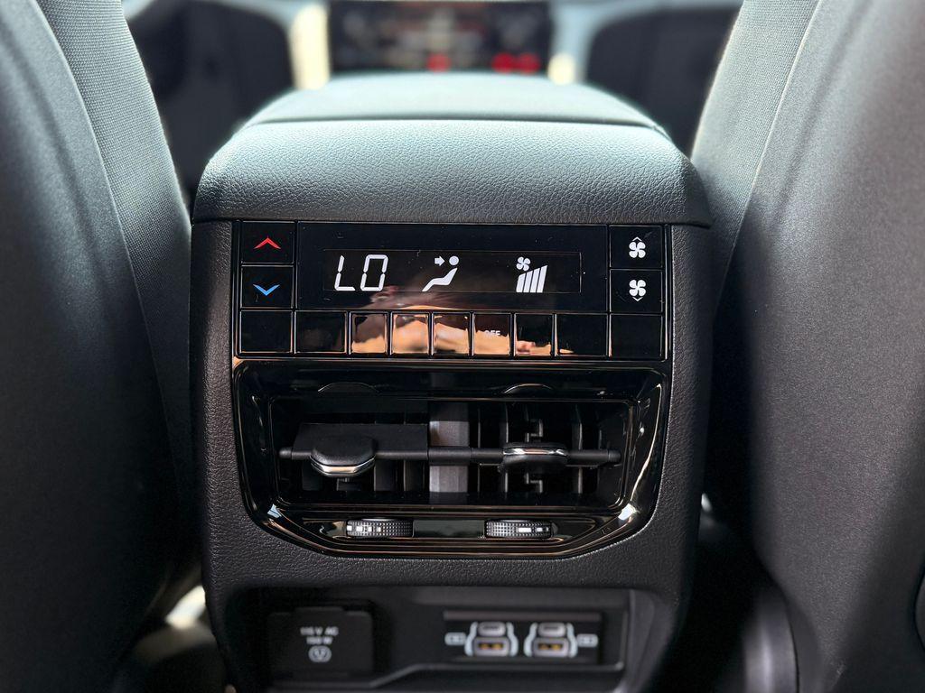 new 2025 Jeep Grand Cherokee L car, priced at $47,705