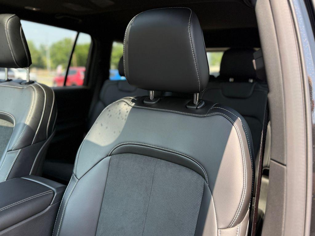 new 2025 Jeep Grand Cherokee L car, priced at $47,705