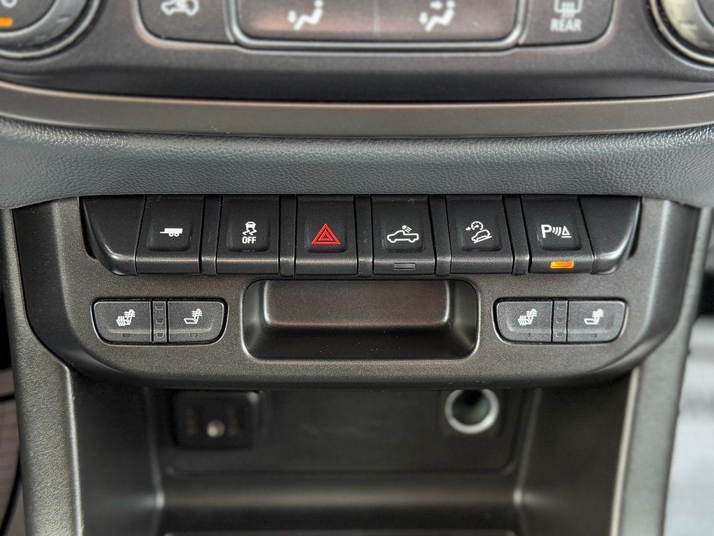 used 2022 Chevrolet Colorado car, priced at $33,686