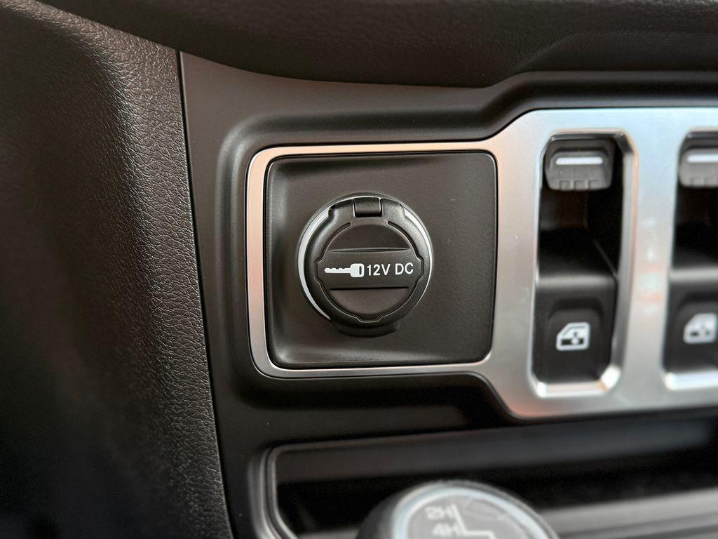 new 2025 Jeep Wrangler car, priced at $35,752