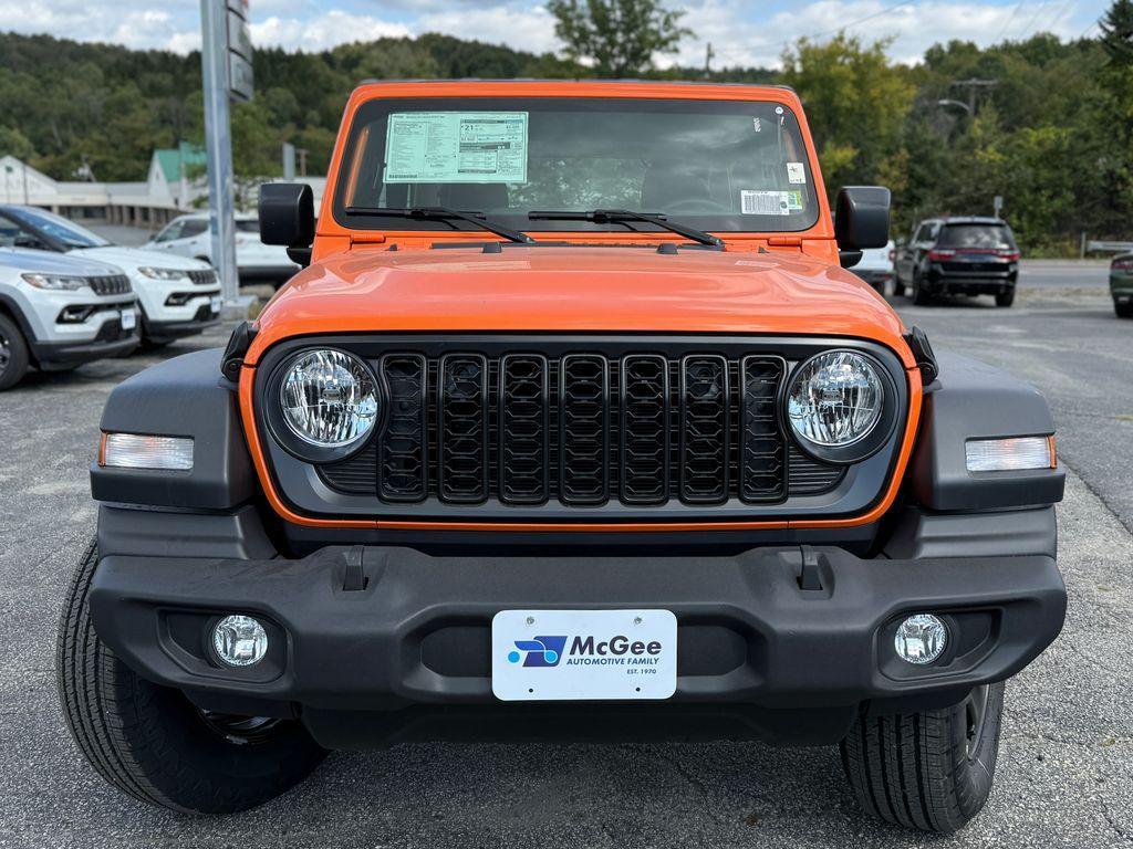 new 2025 Jeep Wrangler car, priced at $35,752