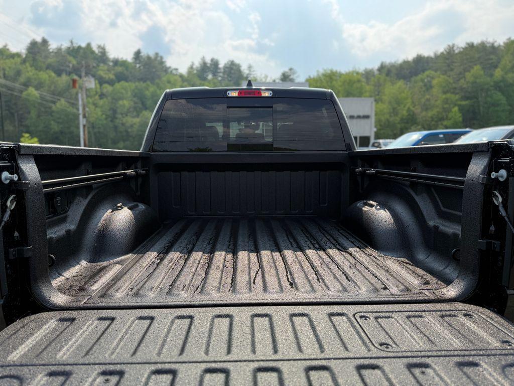 new 2025 Ram 1500 car, priced at $68,206