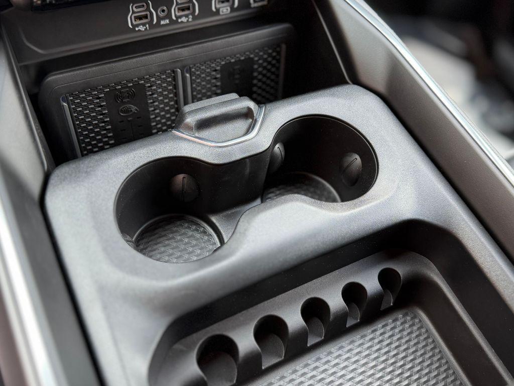 new 2025 Ram 1500 car, priced at $68,206