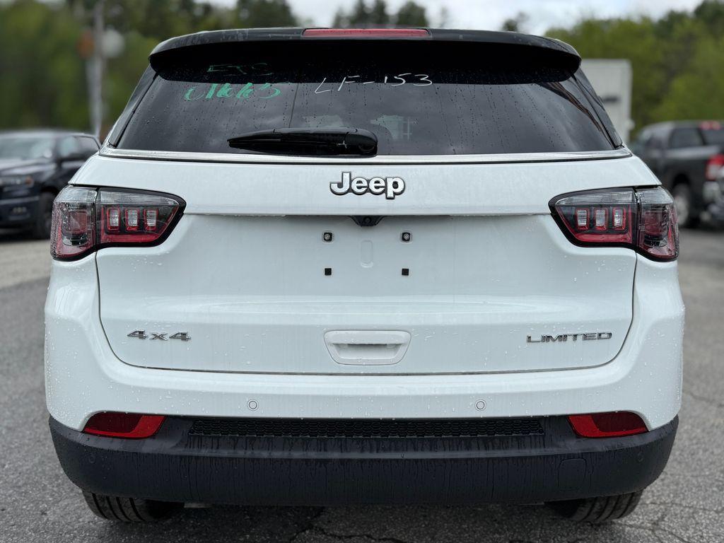 new 2025 Jeep Compass car, priced at $36,177